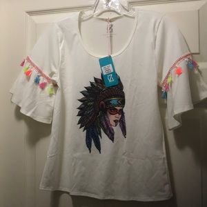 short sleeves white  top .